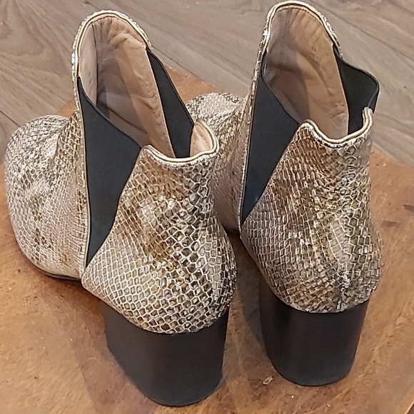 Diane Von Furstenberg booties - Picture 7 of 11